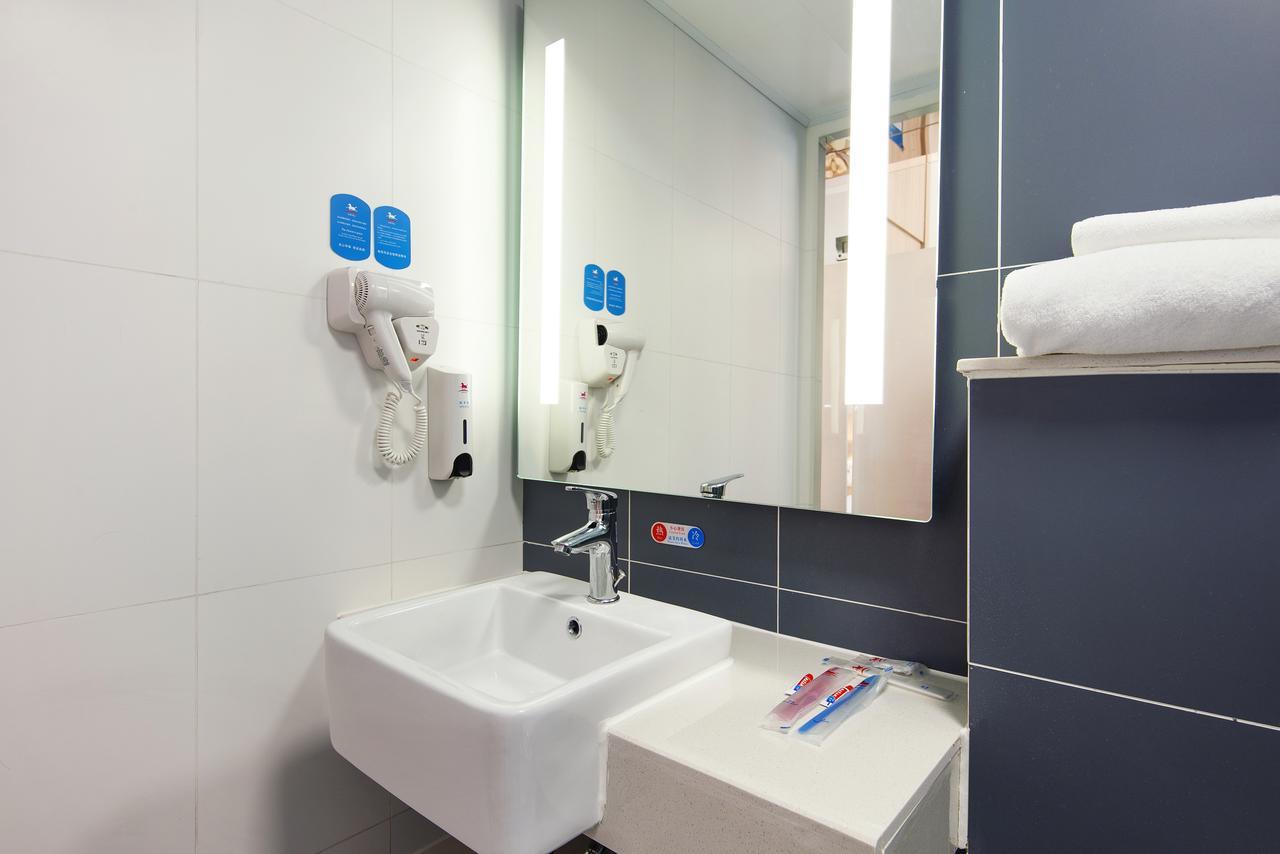 Hanting Hotel Shanghai Pudong Airport Zhuqiao エクステリア 写真