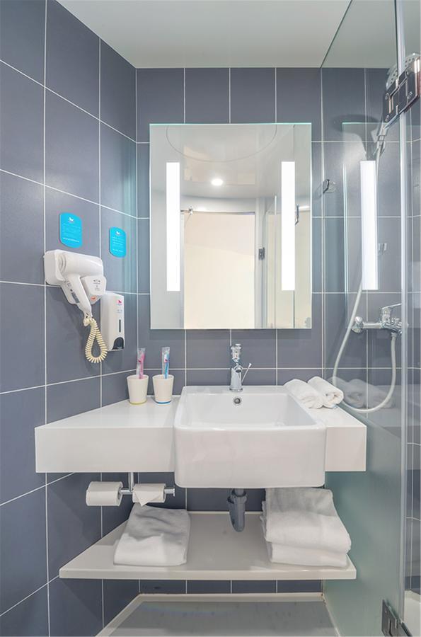 Hanting Hotel Shanghai Pudong Airport Zhuqiao エクステリア 写真
