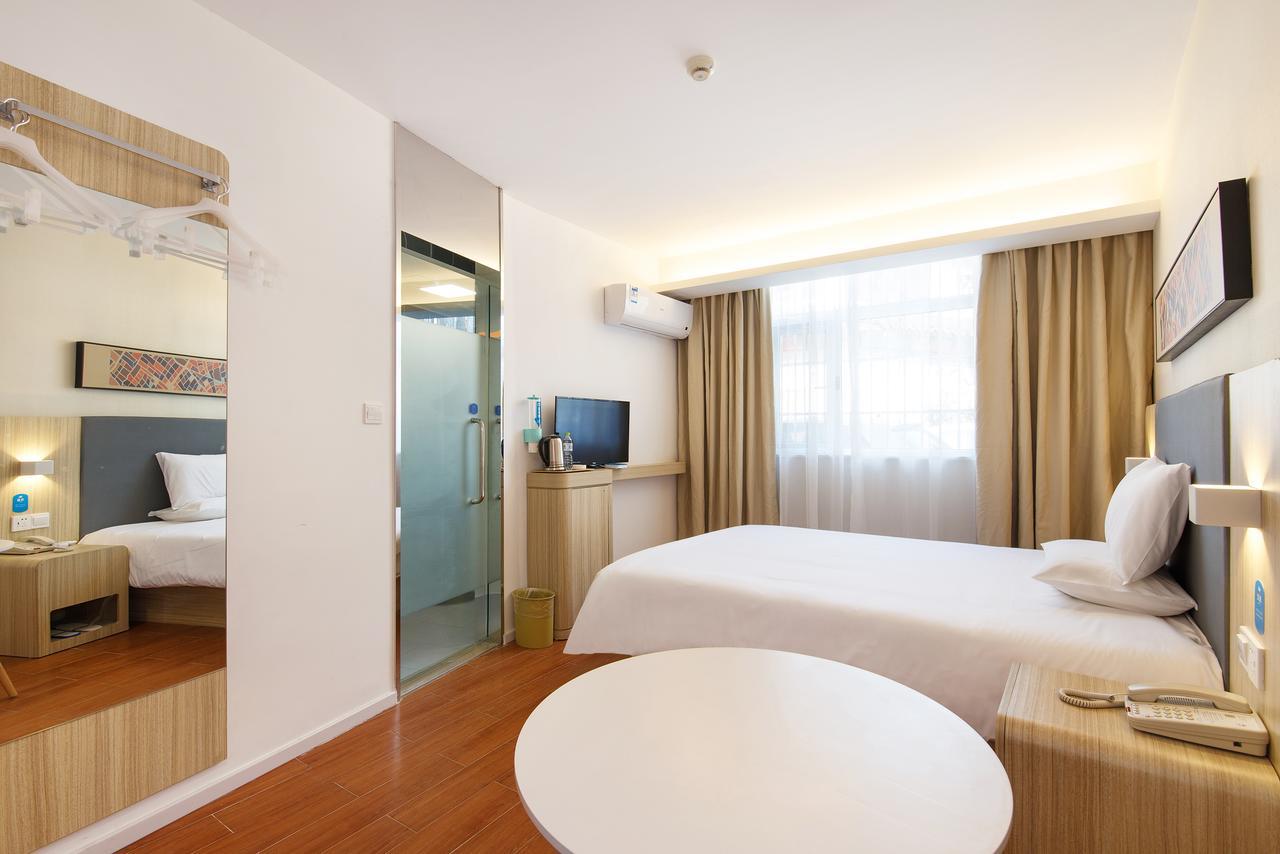 Hanting Hotel Shanghai Pudong Airport Zhuqiao エクステリア 写真