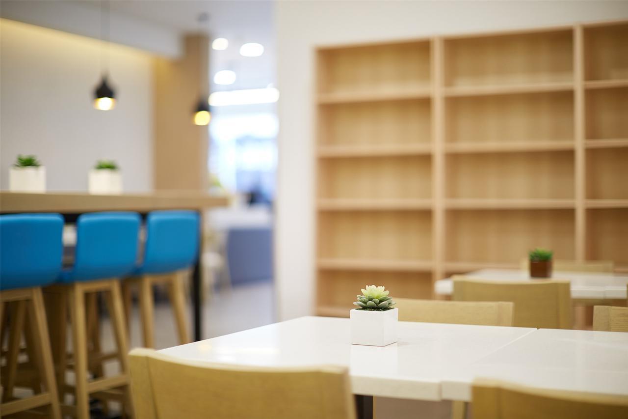 Hanting Hotel Shanghai Pudong Airport Zhuqiao エクステリア 写真